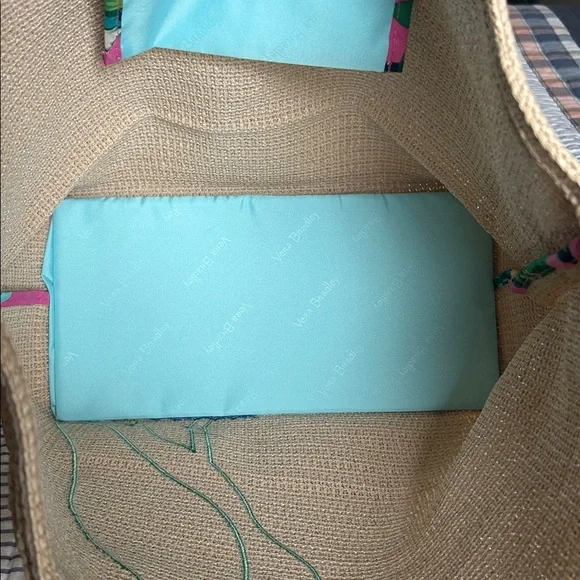 Vera Bradley Seashore Tote - Picture 9 of 9